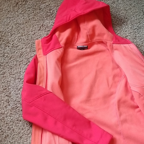 Coat - Picture 4 of 4